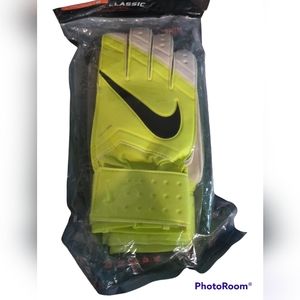 Nike Traditional Goalkeeping gloves